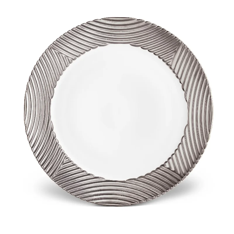 luxury dinner plates for upscale restaurant settings-Corde Charger - Wide