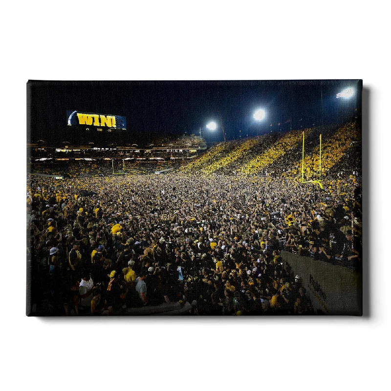 oversized cityscape photography prints-Iowa Hawkeyes - Swarmin' & Stormin' Kinnick Stadium