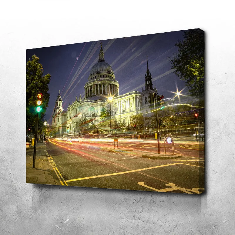 playful modern prints for bedroom-St Paul's Cathedral